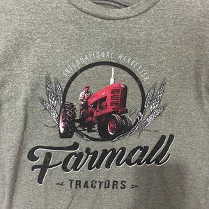 International Harvester Farmall Tractor New tee shirt Large